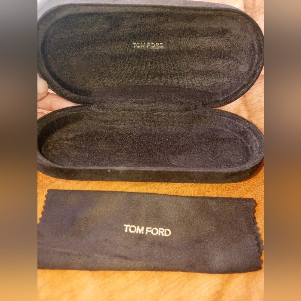Tom Ford Espresso Hardshell Sunglass/Eyeglasses case With Cleaning cloth